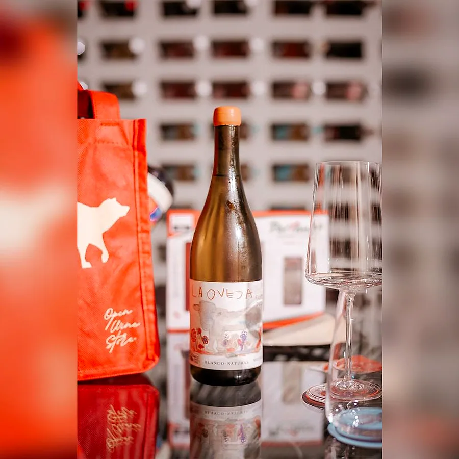 Vinho Branco Orgânico Natural La Oveja Laranja